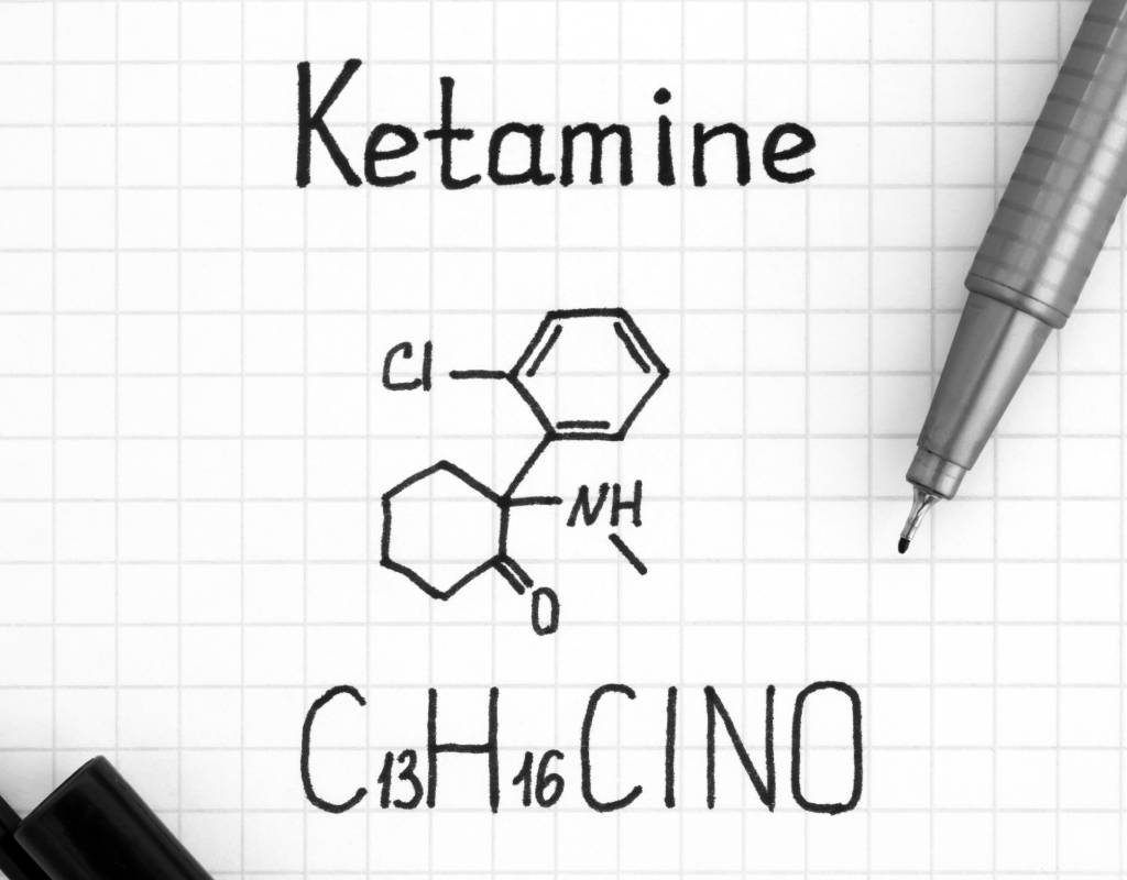 Ketamin C13H16ClNO